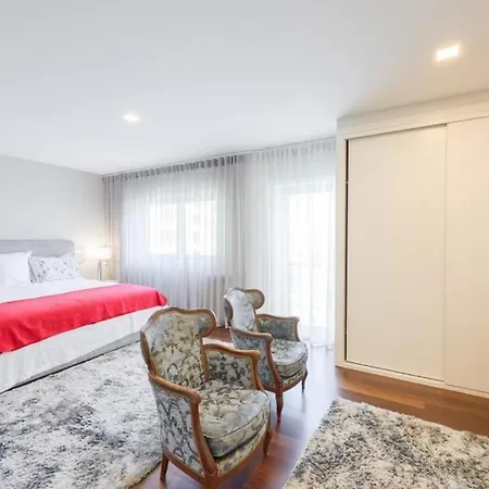 Apartment Glicinias Guest House, Free Garage -